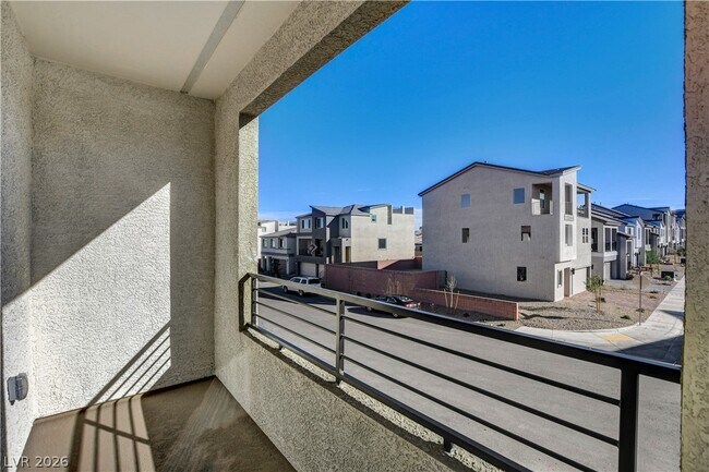 Building Photo - 6360 Pipers Brk Ln