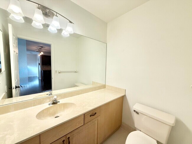 Building Photo - 10921 Haydn Dr