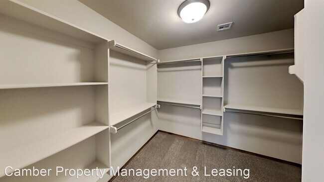 Building Photo - 4 br, 2 bath House - 10512 NW 42nd Circle