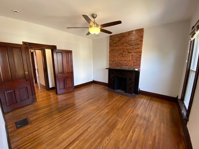 Building Photo - W King Ave 103-103.5 MLR