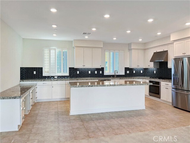 Building Photo - 26909 Pathfinder Ln