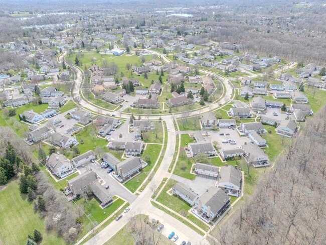 Building Photo - 41705 Broquet Dr