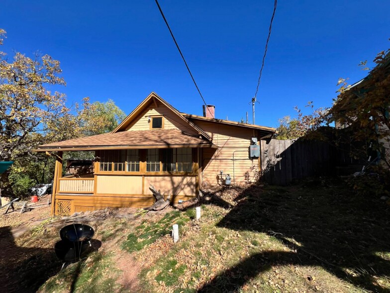 Building Photo - 9 1/2 Elk Path