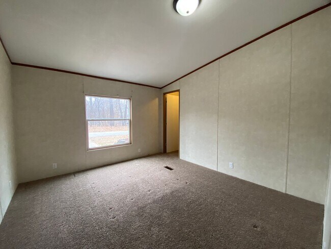 Building Photo - Great location on Monkey Island at Grand Lake!