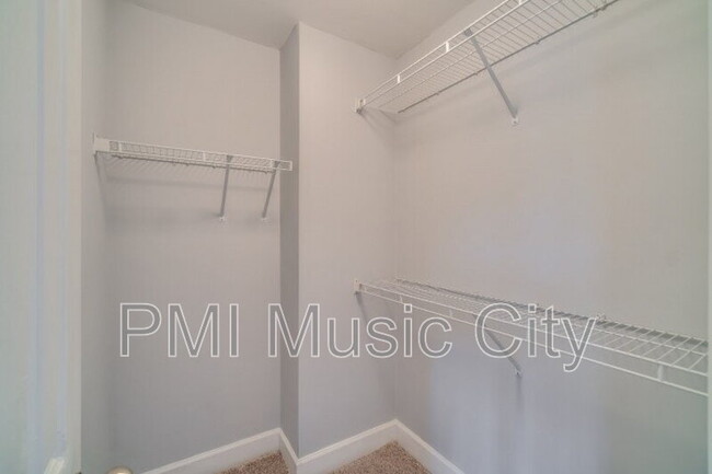 Building Photo - 2705 Dracut Ln