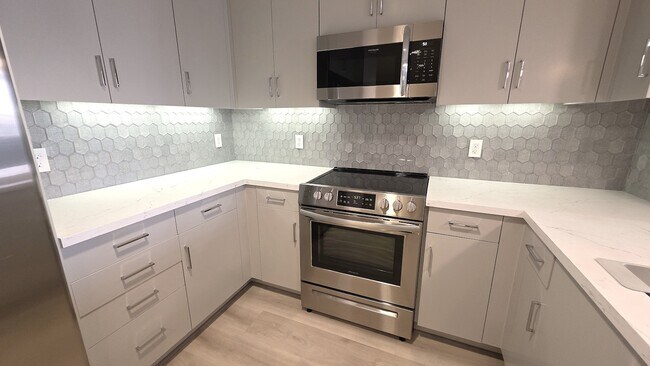 Building Photo - 38 N Almaden Blvd
