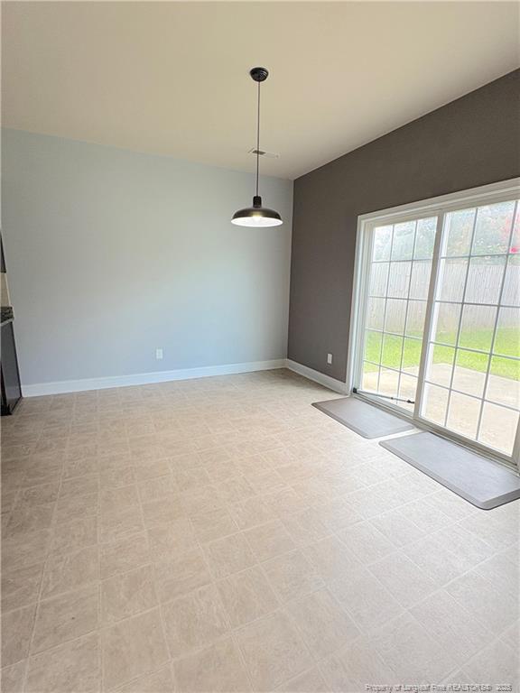 Building Photo - 260 Trenton Pl