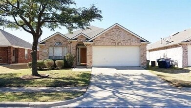 Building Photo - 7121 Hillshire Ln