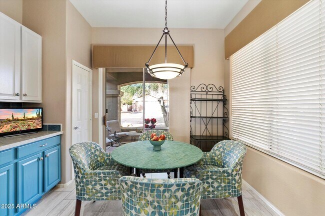 Building Photo - 10527 E Tierra Buena Ln