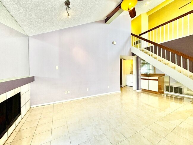 Building Photo - 503 Ranch Trail
