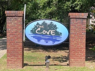 Building Photo - The Cove - 2210
