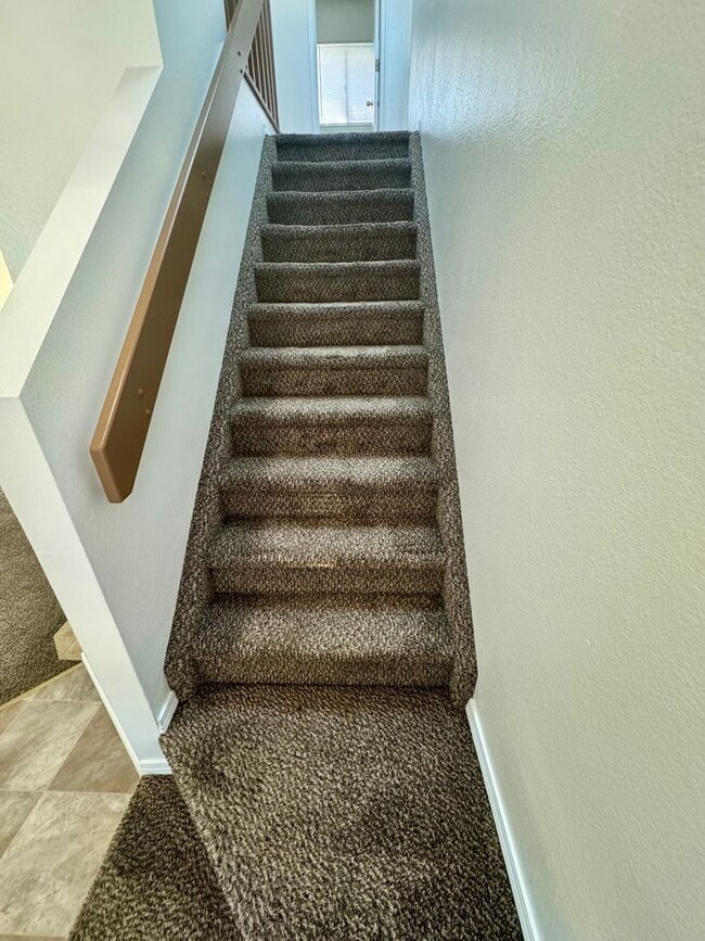 Building Photo - Lovely 3 bedroom/2 bath home in Fountain V...