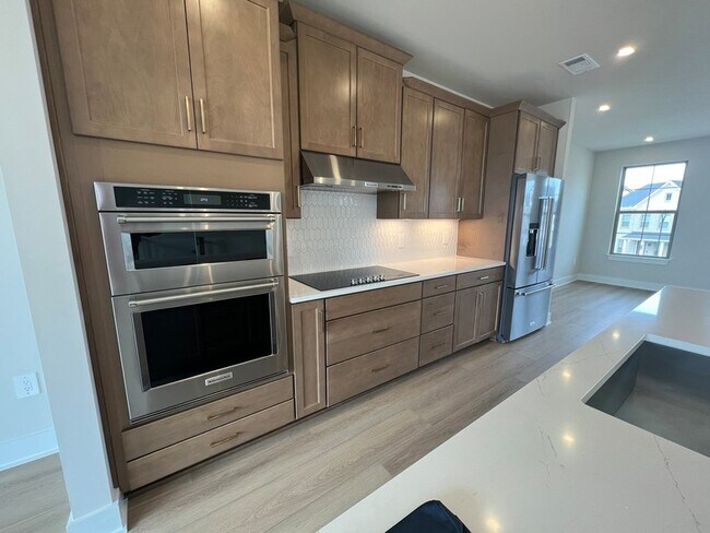 Building Photo - 2615 Wilkinson Pike