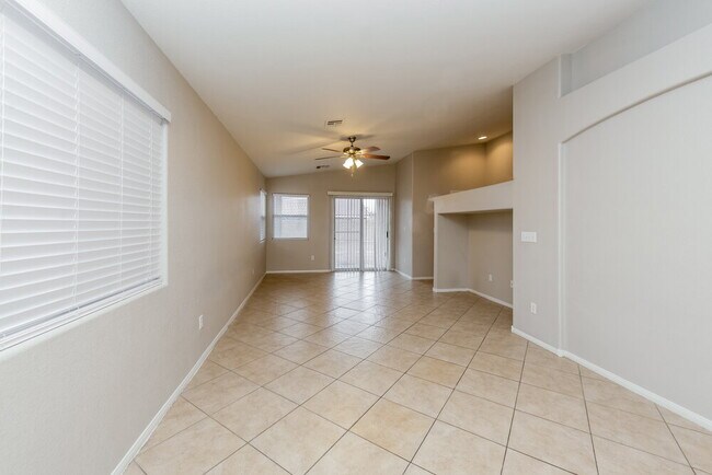 Building Photo - 325 Colorful Rain Ave