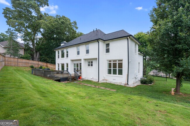 Building Photo - 4221 Willow Oak Dr