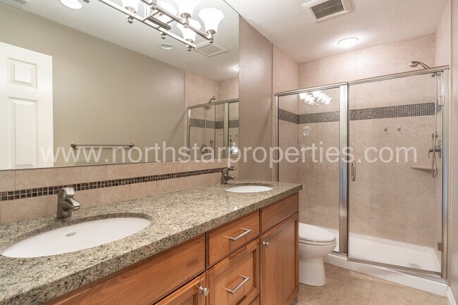 Building Photo - 16754 Quail Ct