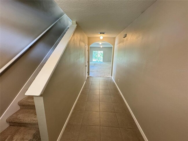 Building Photo - 1018 Ashentree Dr