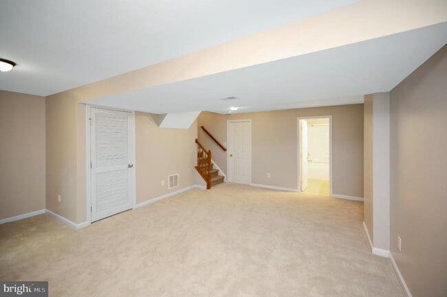 Building Photo - 9705 Becker Ct