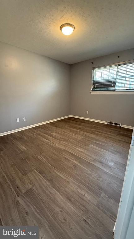 Building Photo - 297 Kesselring Ave