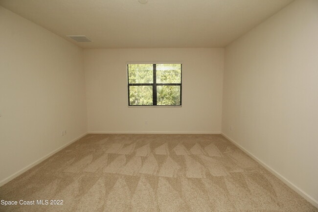 Building Photo - 903 Remington Green Dr SE