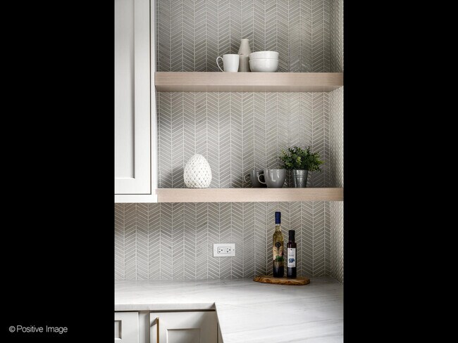 Building Photo - 1143 W Montana St