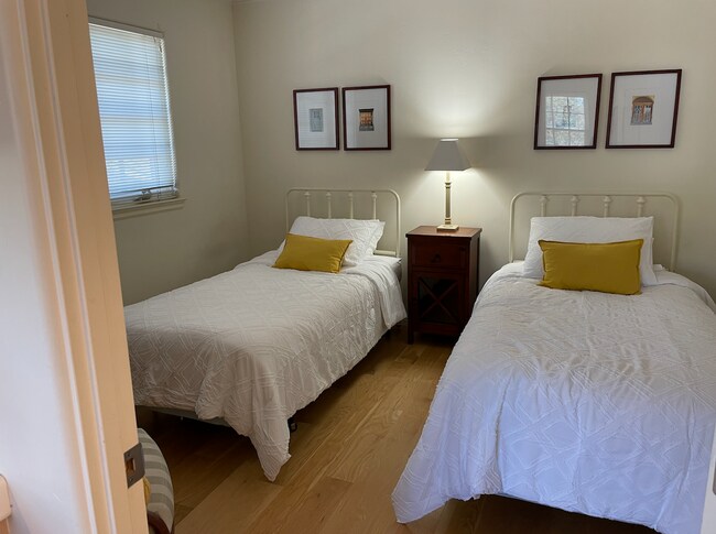 Building Photo - Beautiful Mediterranean 2-Bedroom House in...