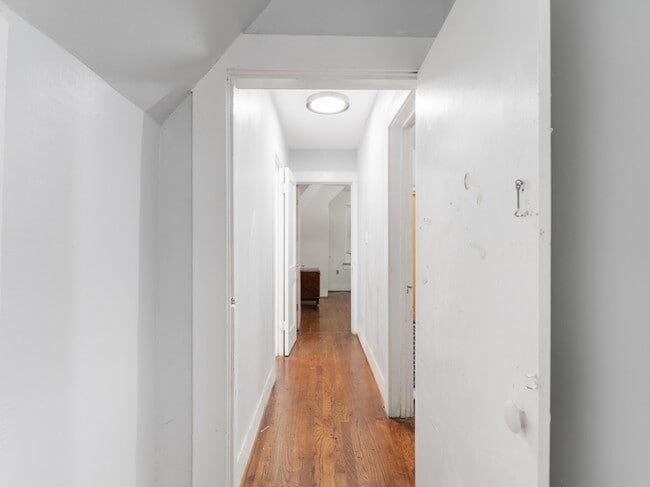 Building Photo - 2520 1st St