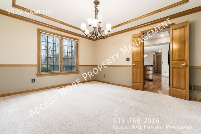 Building Photo - SPACIOUS & GRAND HOME IN PICKERINGTON!