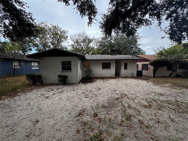 Building Photo - 716 McCormack St