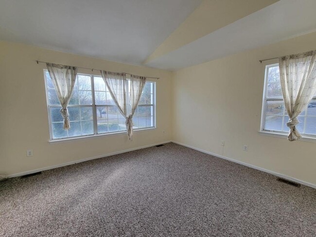 Building Photo - 1 Jodhpur Ct