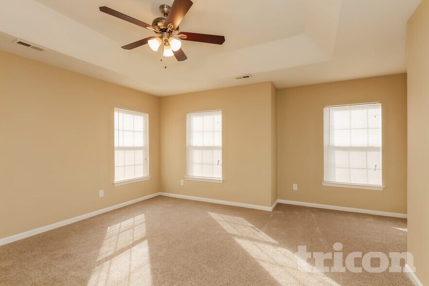 Building Photo - 9205 Rotherham Ln