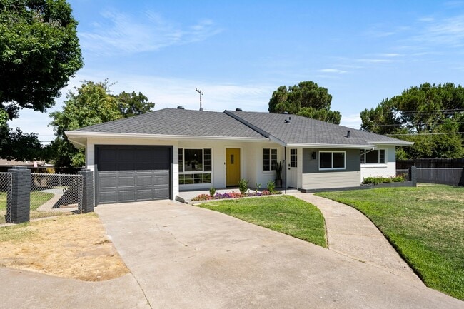 Building Photo - Modern Beauty of Downtown Roseville - 3 Be...