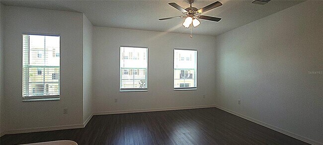 Building Photo - 5520 Angel Fish Ct