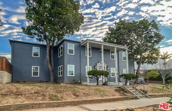 Building Photo - 1103 Ocean Park Blvd