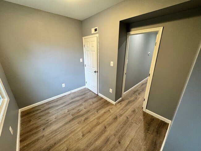 Building Photo - 3 Bedroom Near Historic Anacostia