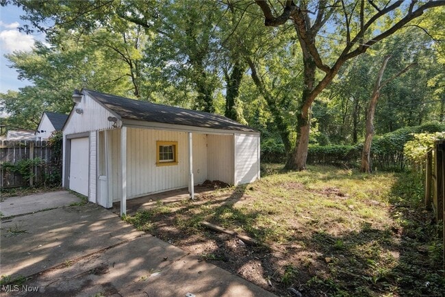 Building Photo - 4723 W 125th St