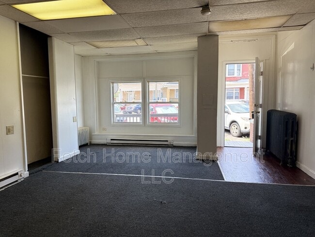 Building Photo - 442 N 9th St