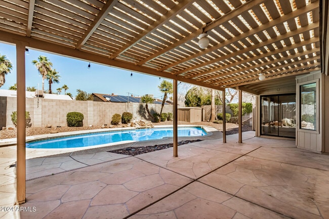 Building Photo - 3128 E Charleston Ave