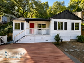 Building Photo - Charming Bungalow in the Montclair Hills