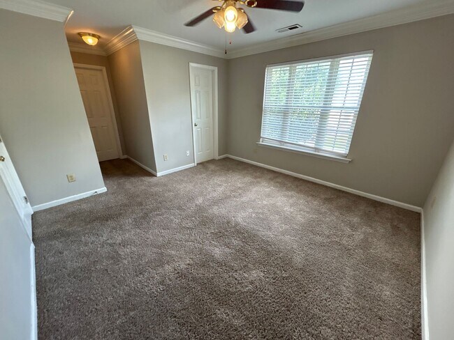 Building Photo - 3 Bedroom | 2.5 Bathroom Raleigh Home with...