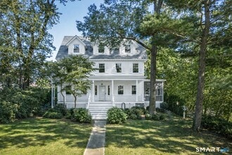 Building Photo - 309 Milbank Ave