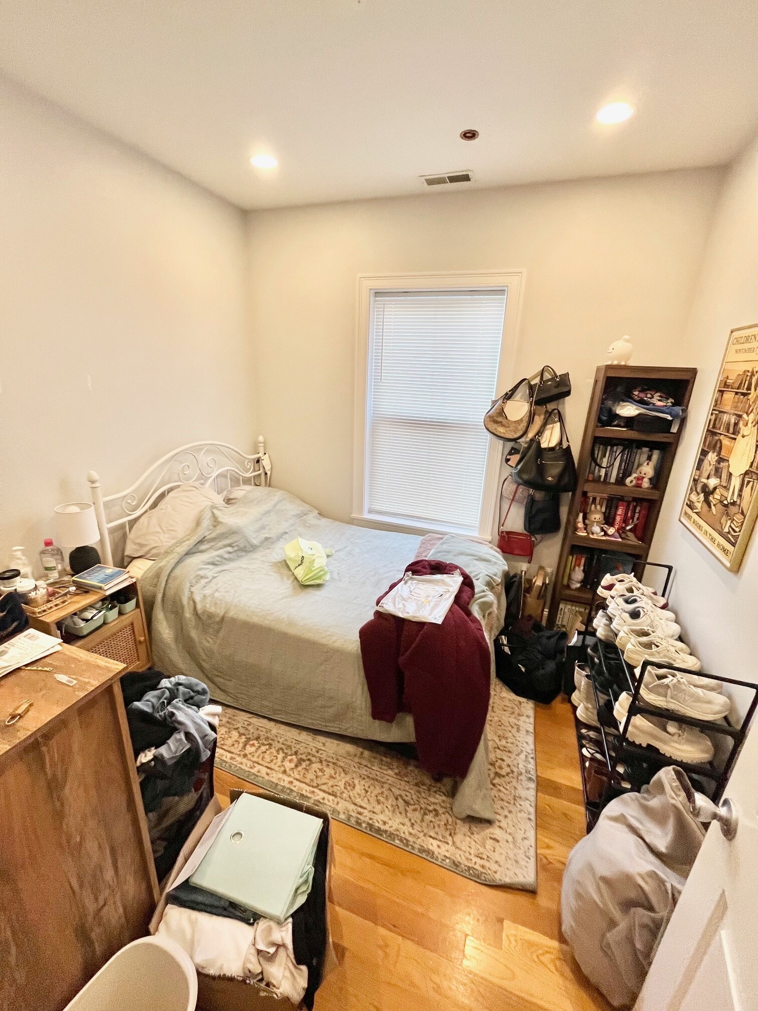 Building Photo - 721 Parker St