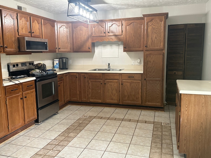 Building Photo - 3301 Rhodhiss Ct