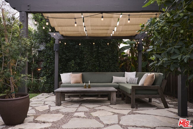 Building Photo - 5918 Monte Vista St