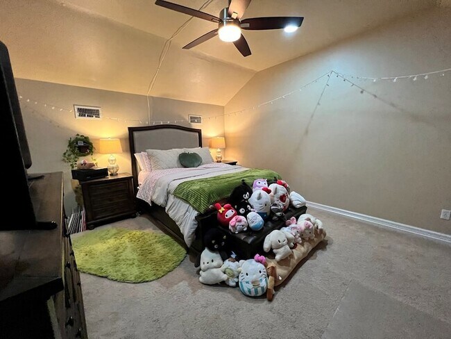 Building Photo - 37 Lafayette Pl