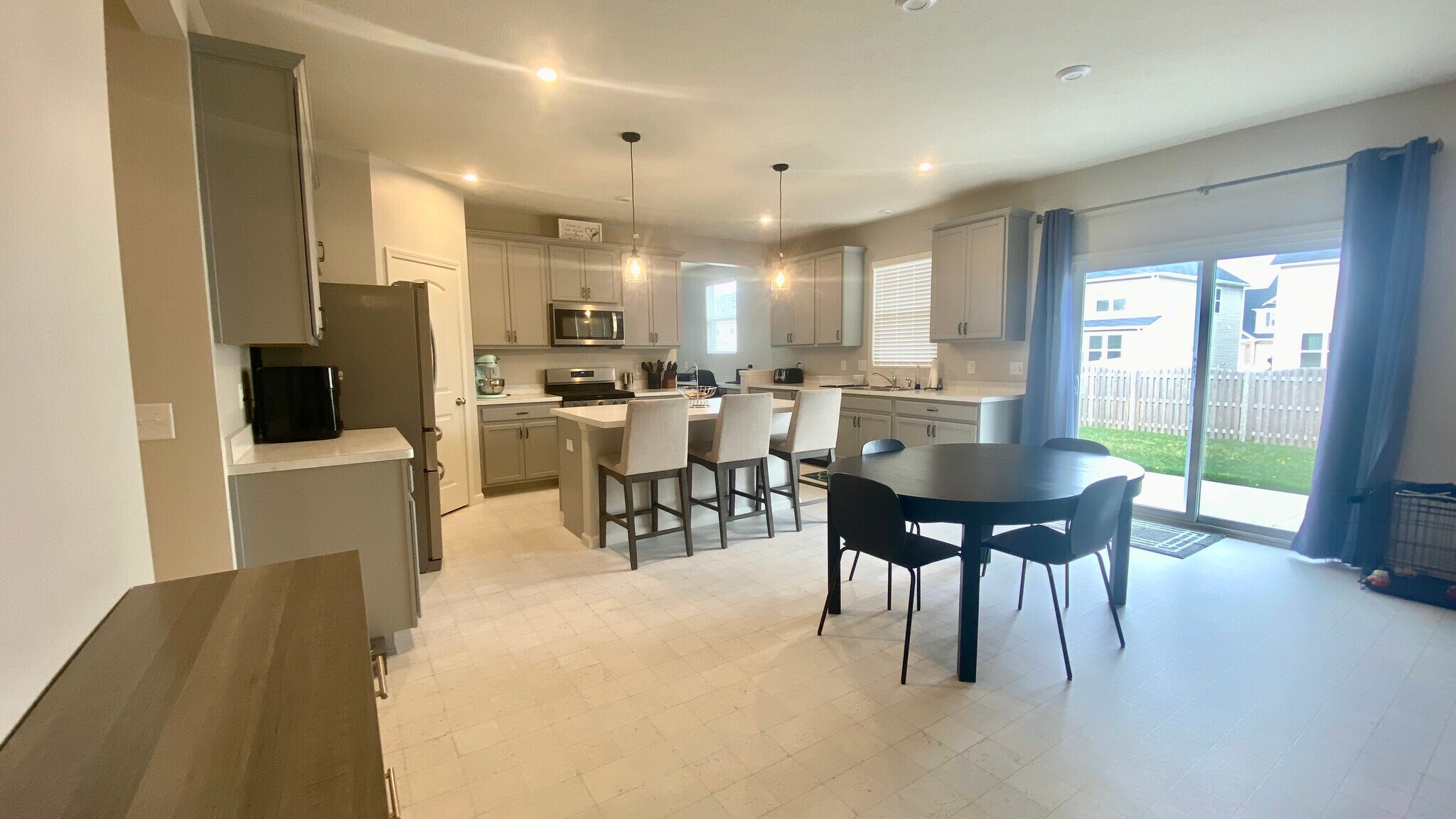 Building Photo - 4081 Lotus St