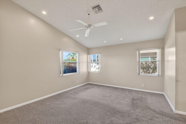 Building Photo - 7891 Sailing Shores Terrace