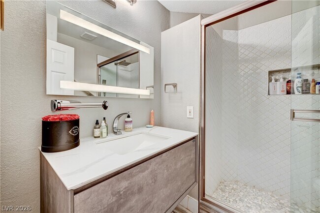 Building Photo - 9748 Cathedral Stairs Ct