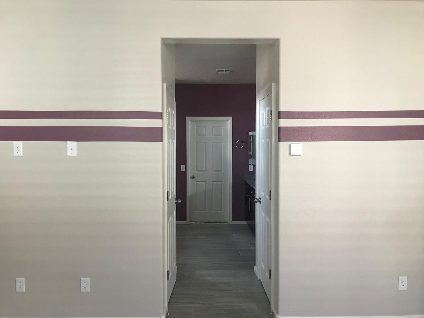 Building Photo - 5407 W Desert Hollow Dr