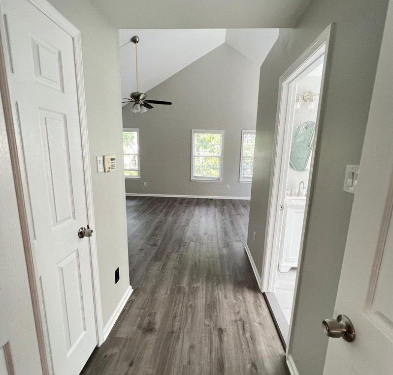 Building Photo - 138 Bishops Gate Ln